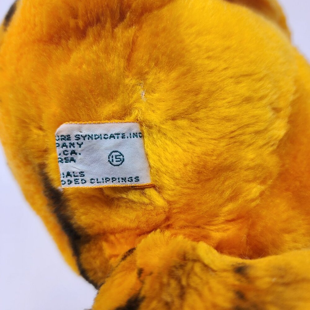 Vtg 1981 Dakin Garfield Cat Sitting 9" Plush Shredded Clippings Stuffed Animal - Picture 9 of 15